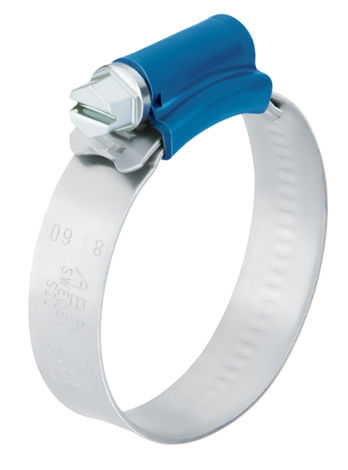 Edelstahl-Schlauchschelle mit blauem Verschluss für flexible Schlauchbefestigung. Nahaufnahme einer silbernen Edelstahlschlauchschelle mit einem blauen Schraubengehäuse auf weißem Hintergrund.